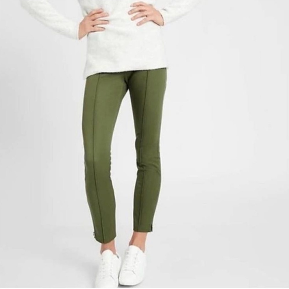 Banana Republic Olive Green Women's Slim Pants - Size 10